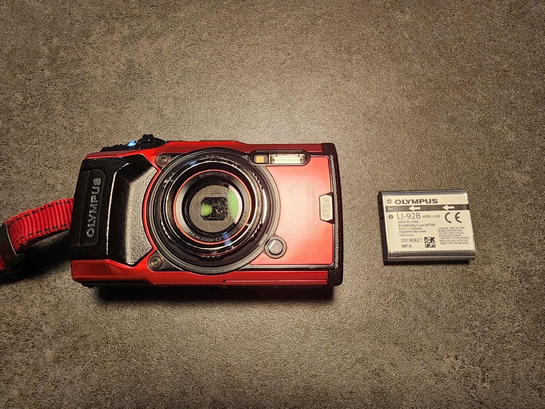 OLYMPUS Tough TG-6 レッド 4K撮影 Amazon.com : OLYMPUS Tough TG-6 Waterproof Camera, Black Tough TG
