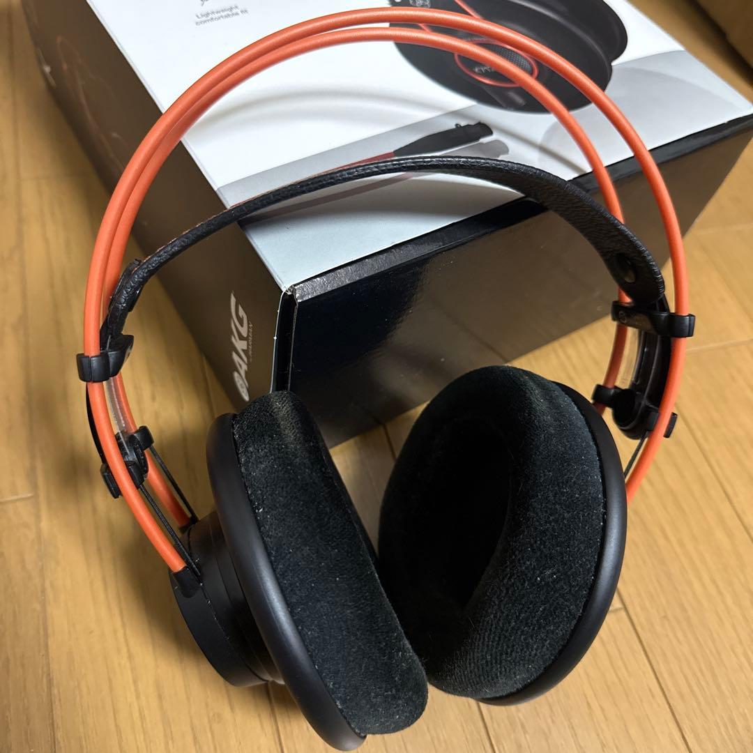 AKG / K712 PRO モニターヘッドホン（開放型） Amazon | AKG K712 PRO オープンエアー型 ヘッドホン | モニター